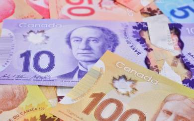 USD/CAD - Canadian economy added 41,400 jobs beating expectations