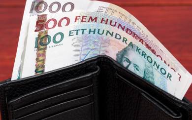 Riksbank hikes by 50bp amid concerns about weak krona